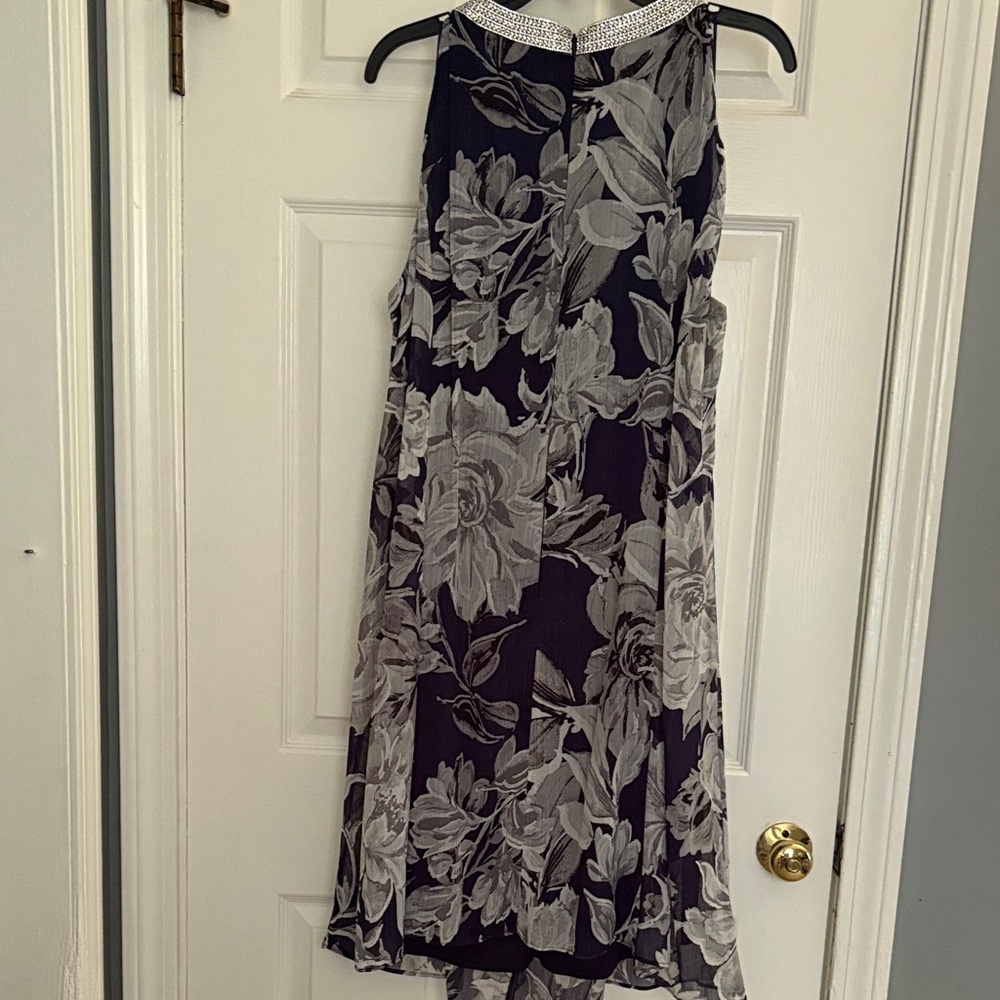Elegant Floral Women's Dress - Picture 5 of 6